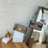 Palomino Tavia Slingbag - Khaki