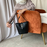 Palomino Giova Slingbag - Black