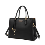 Palomino Giselin Handbag Wanita - Black
