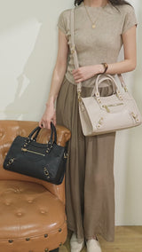 Palomino Cleora Handbag Wanita - Black