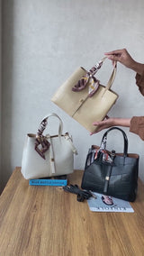 Palomino Harvi Handbag - Apricot