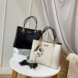 Palomino Calvina Handbag - Olive