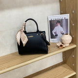 Palomino Wonder Handbag - Black