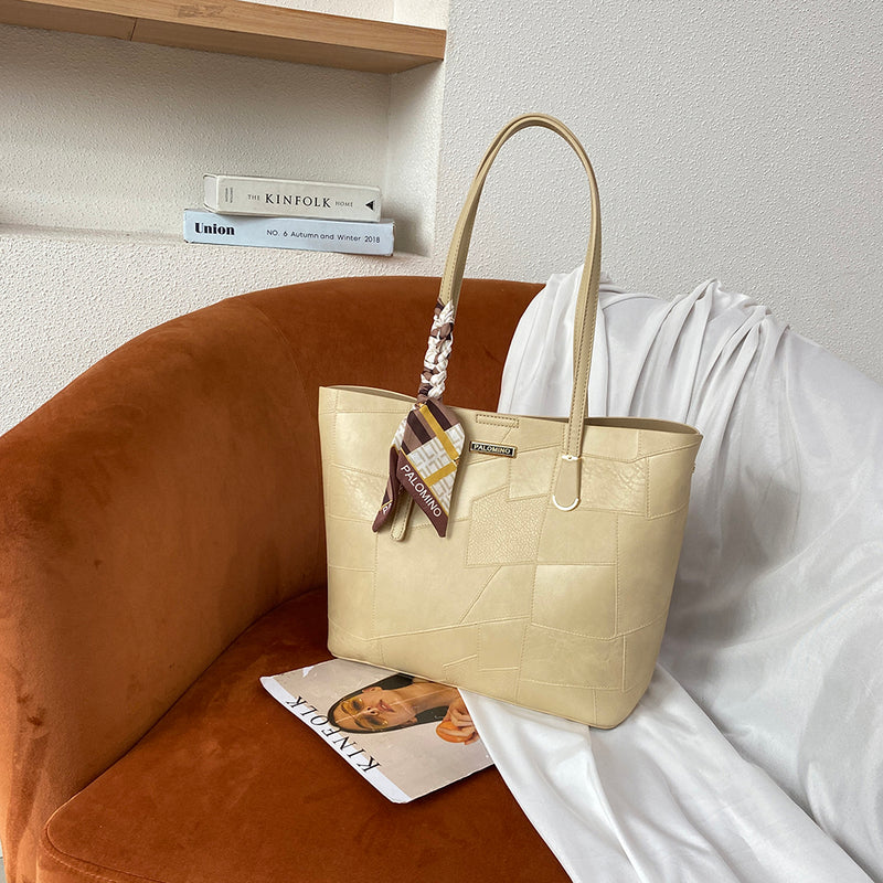 Palomino Helwa Totebag - Apricot