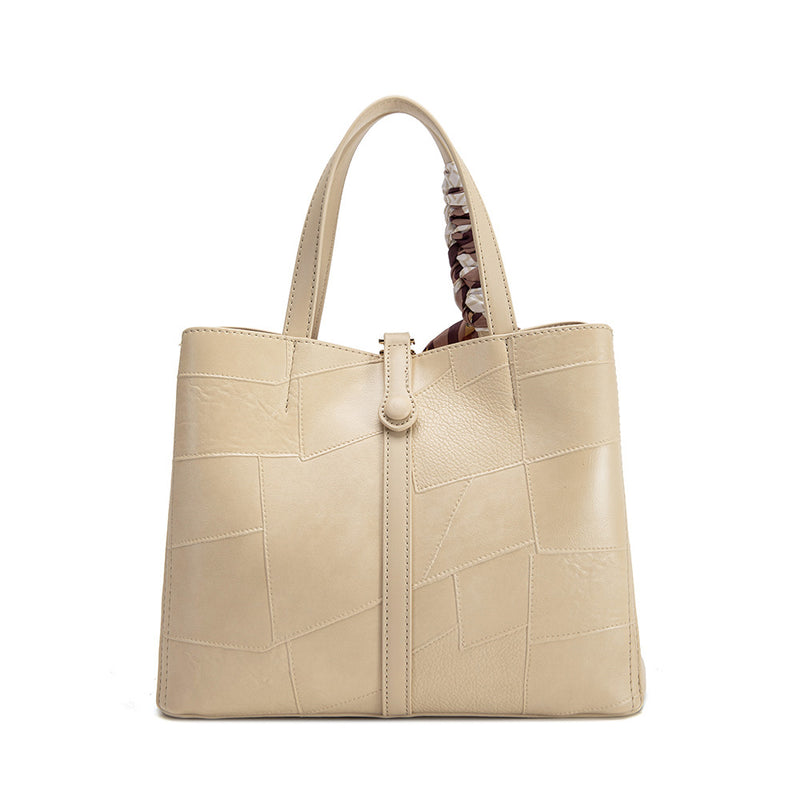 Palomino Harvi Handbag - Apricot