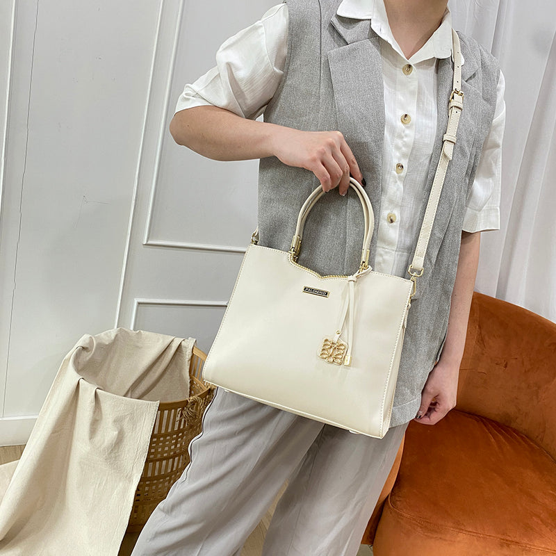 Palomino Devina Handbag - Ivory